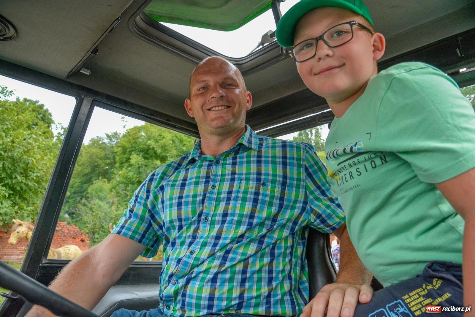 Zdjęcie w galerii na portalu naszraciborz.pl: Gminne i powiatowe dożynki w Krzyżanowicach [FOTO i WIDEO] wiadomości z regionu