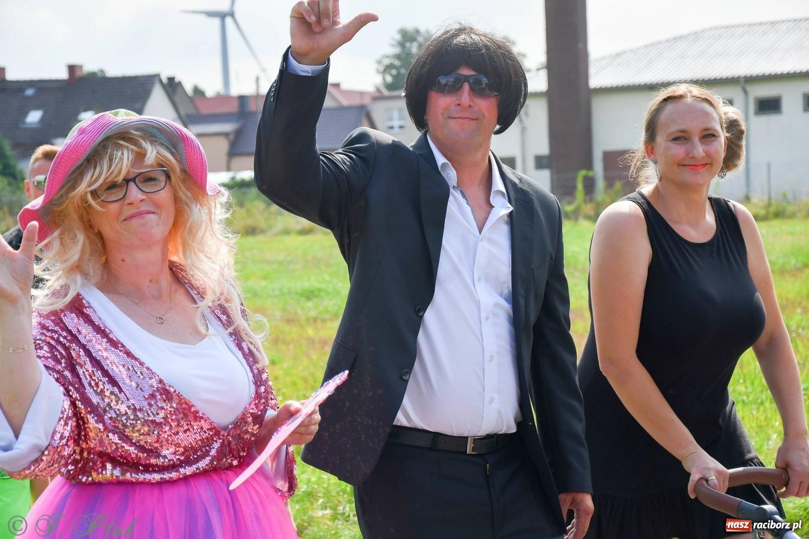 Zdjęcie w galerii na portalu naszraciborz.pl: W Wojnowicach na dożynkach jak w Hollywood [FOTO i WIDEO] wiadomości z regionu