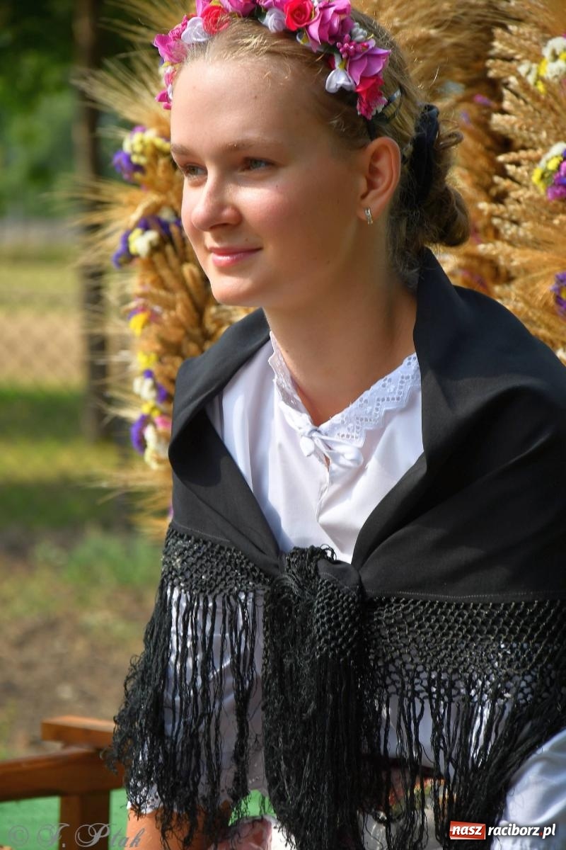 Zdjęcie w galerii na portalu naszraciborz.pl: W Wojnowicach na dożynkach jak w Hollywood [FOTO i WIDEO] wiadomości z regionu