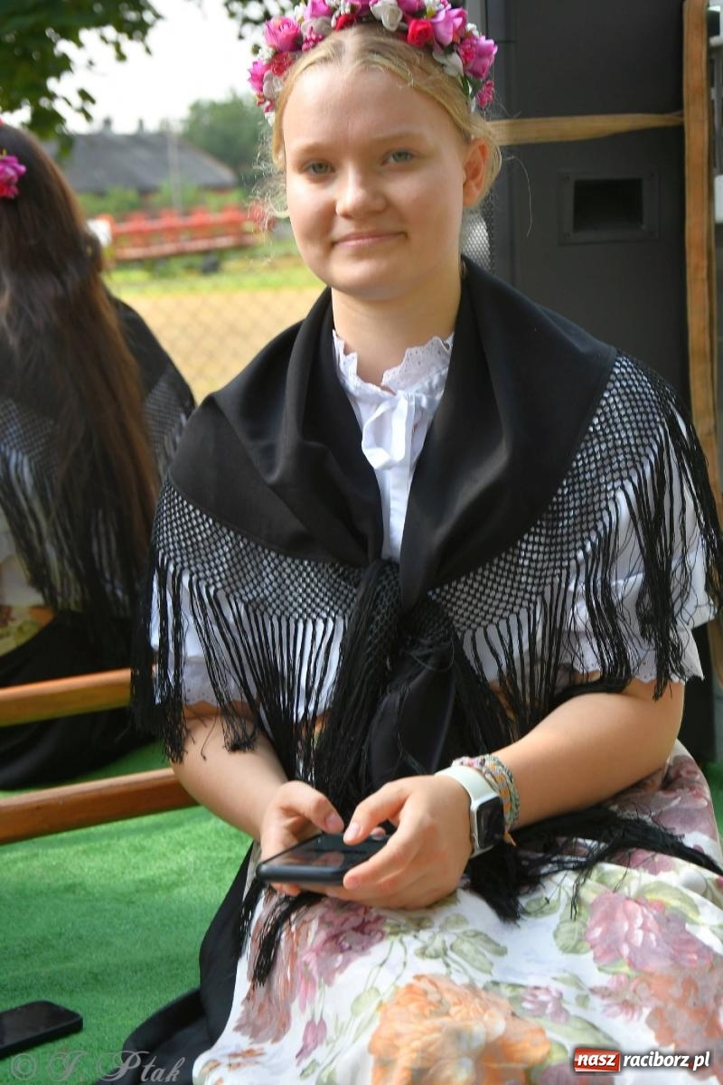 Zdjęcie w galerii na portalu naszraciborz.pl: W Wojnowicach na dożynkach jak w Hollywood [FOTO i WIDEO] wiadomości z regionu