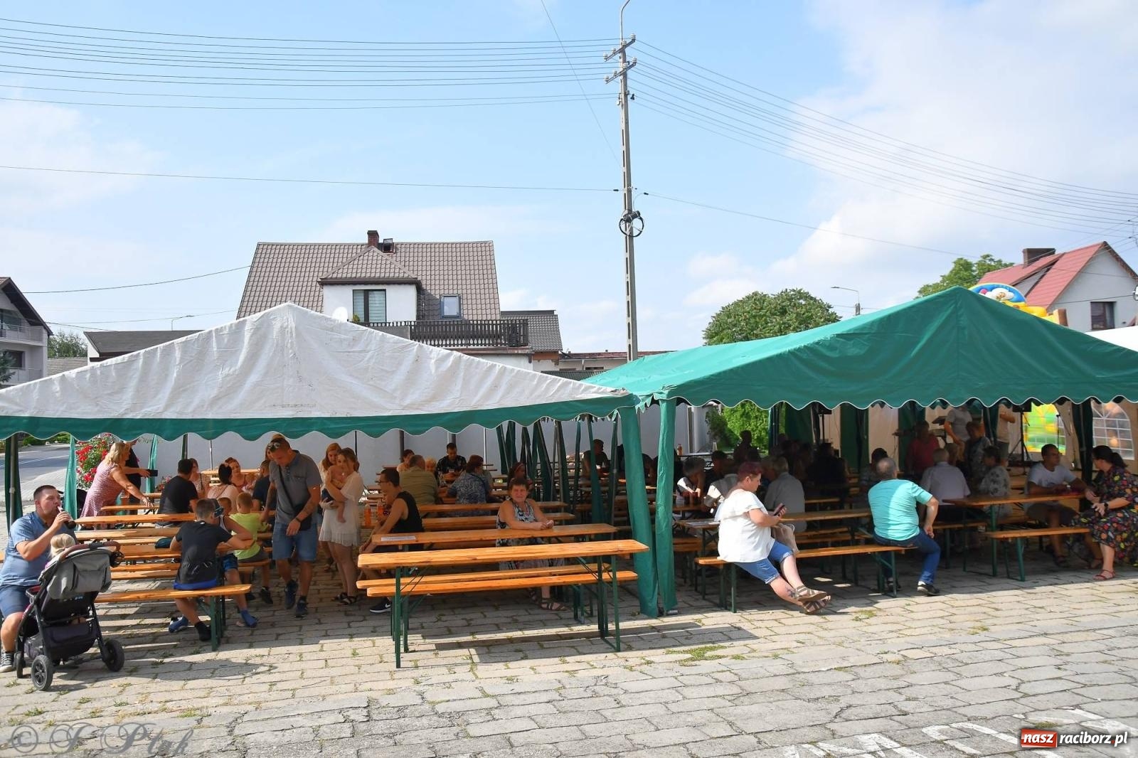 Zdjęcie w galerii na portalu naszraciborz.pl: W Wojnowicach na dożynkach jak w Hollywood [FOTO i WIDEO] wiadomości z regionu