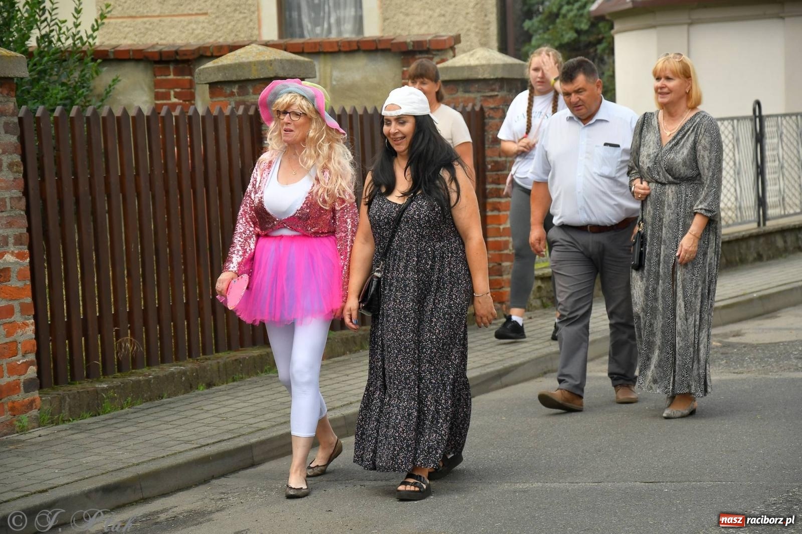 Zdjęcie w galerii na portalu naszraciborz.pl: W Wojnowicach na dożynkach jak w Hollywood [FOTO i WIDEO] wiadomości z regionu