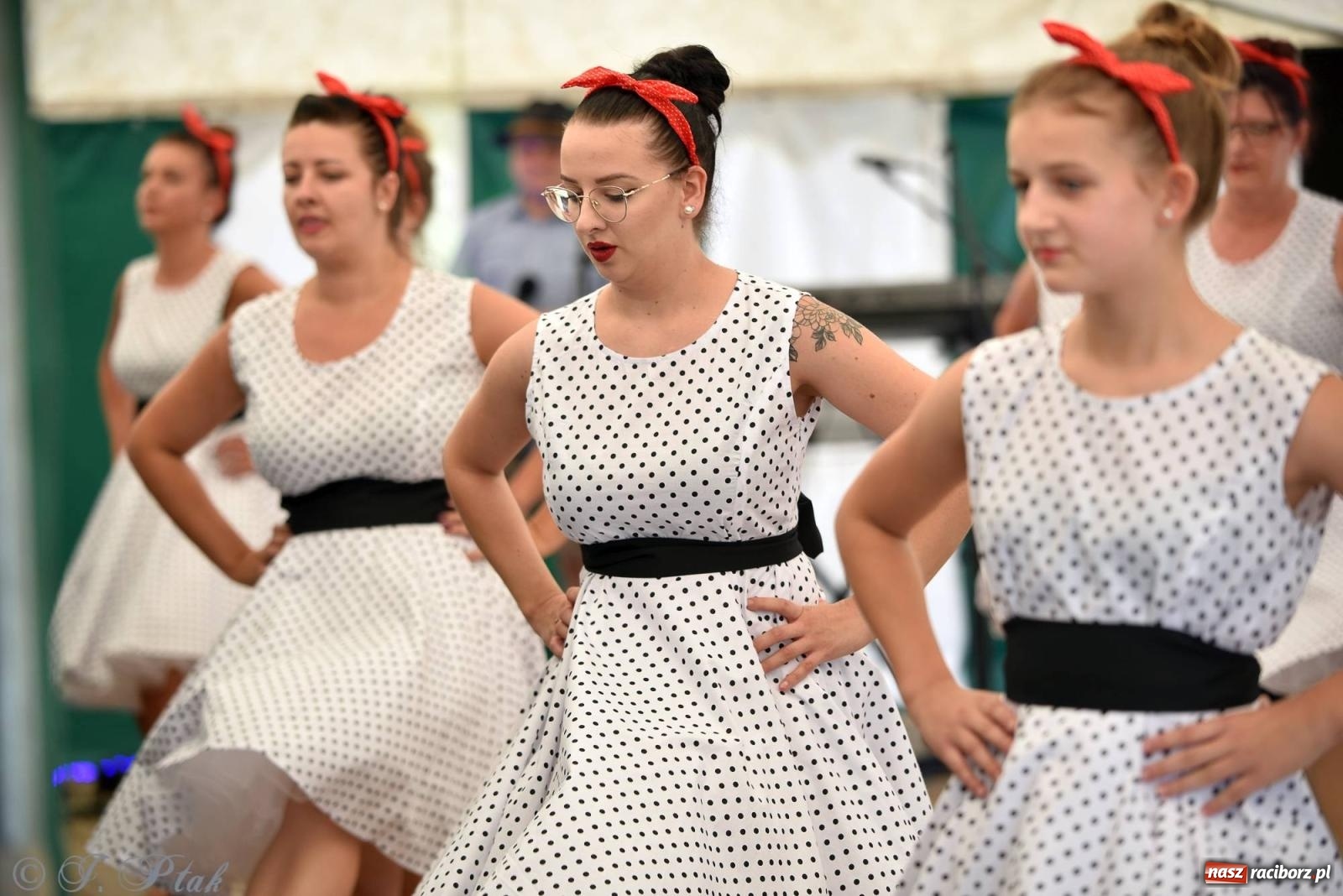 Zdjęcie w galerii na portalu naszraciborz.pl: W Wojnowicach na dożynkach jak w Hollywood [FOTO i WIDEO] wiadomości z regionu