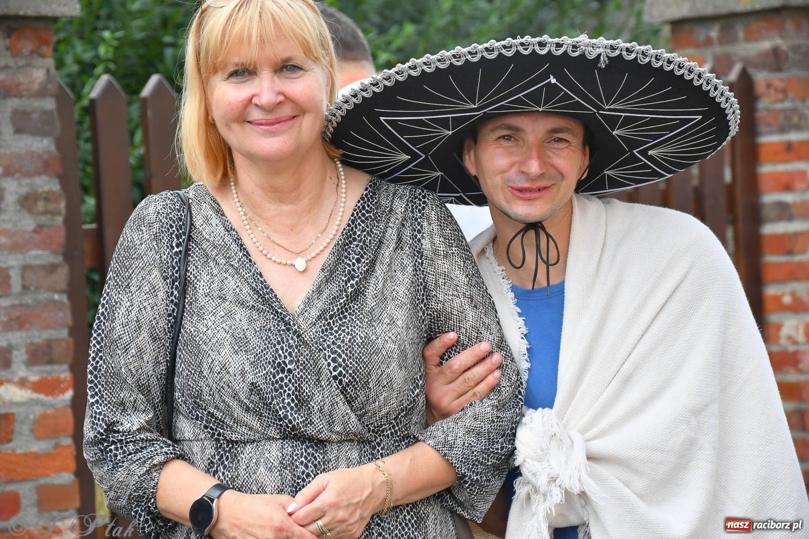 Zdjęcie w galerii na portalu naszraciborz.pl: W Wojnowicach na dożynkach jak w Hollywood [FOTO i WIDEO] wiadomości z regionu