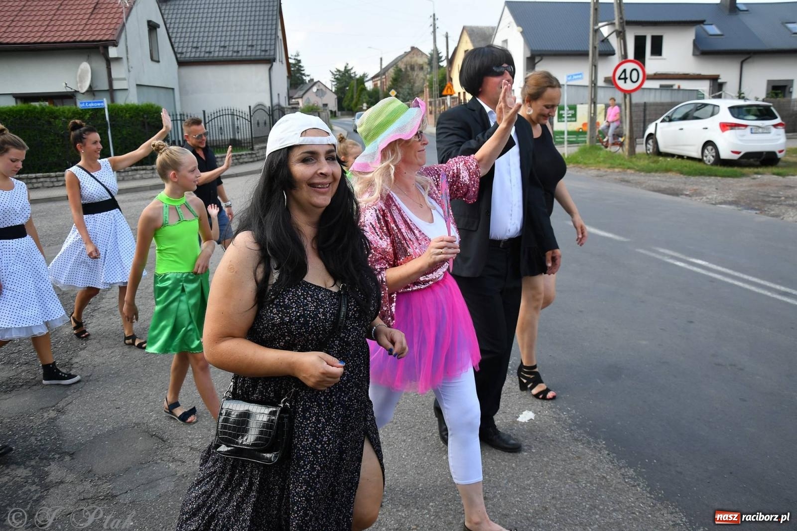 Zdjęcie w galerii na portalu naszraciborz.pl: W Wojnowicach na dożynkach jak w Hollywood [FOTO i WIDEO] wiadomości z regionu