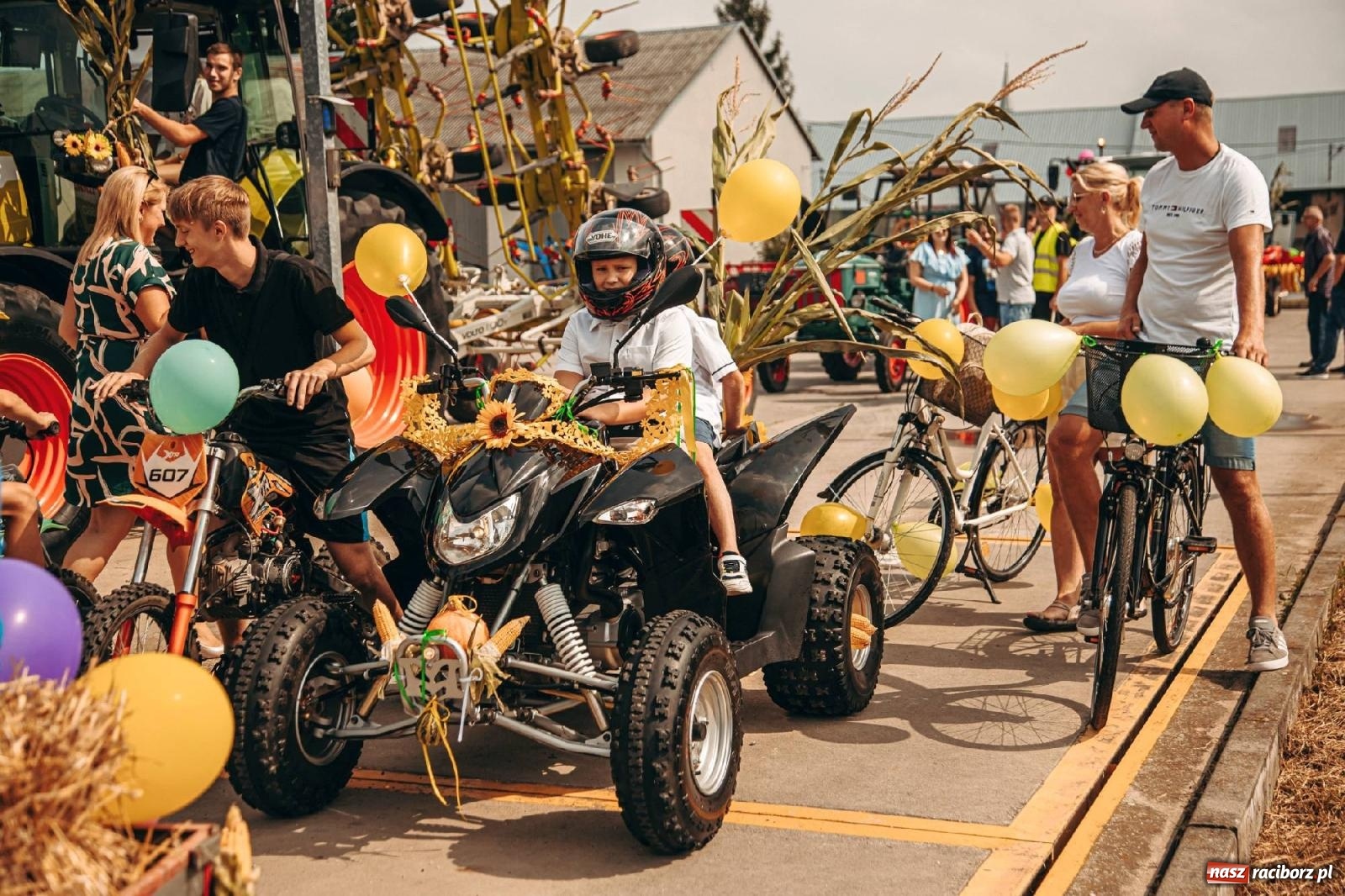 Zdjęcie w galerii na portalu naszraciborz.pl: Święto plonów w parafii Modzurów [FOTO i WIDEO] wiadomości z regionu