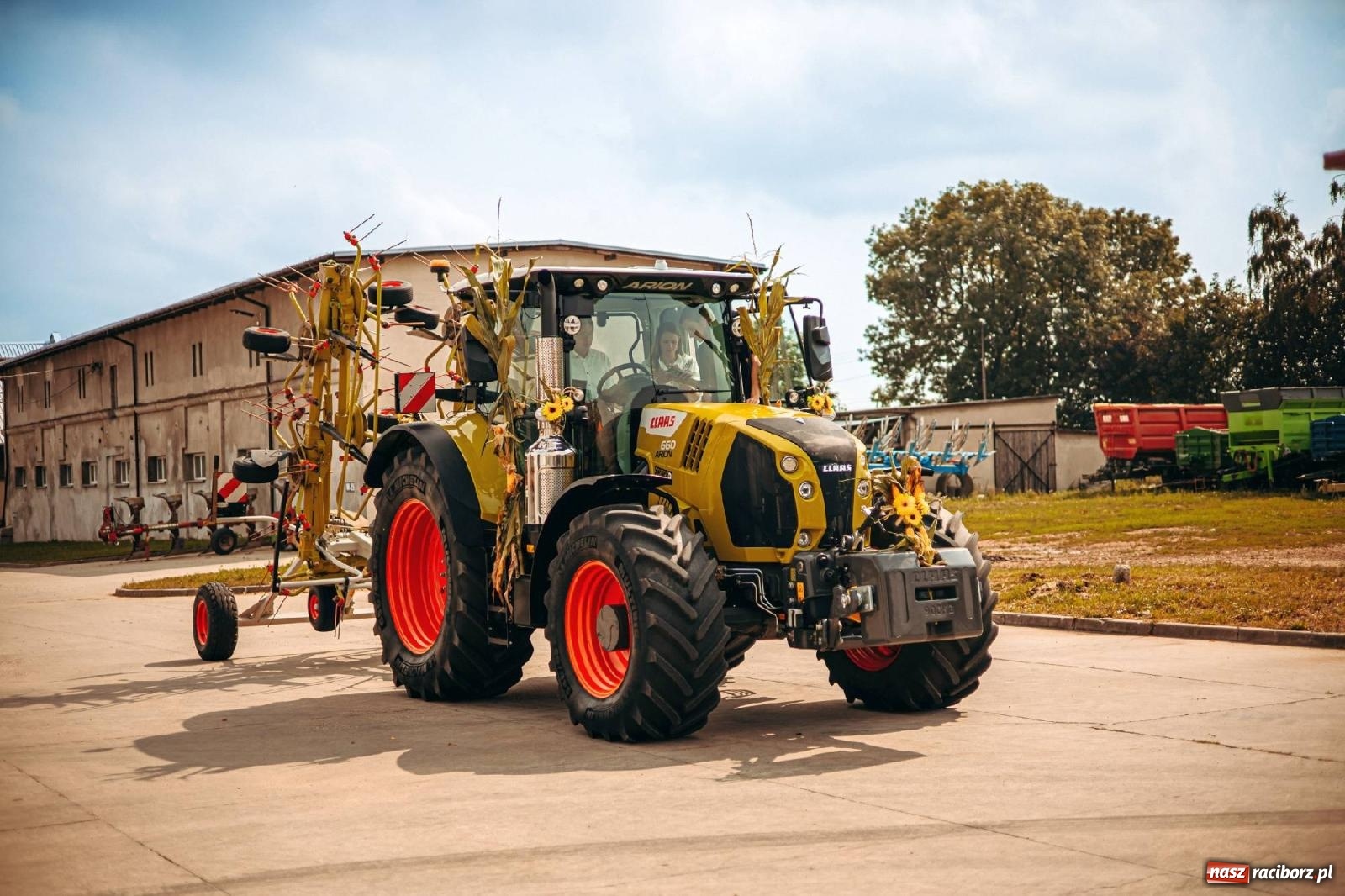 Zdjęcie w galerii na portalu naszraciborz.pl: Święto plonów w parafii Modzurów [FOTO i WIDEO] wiadomości z regionu