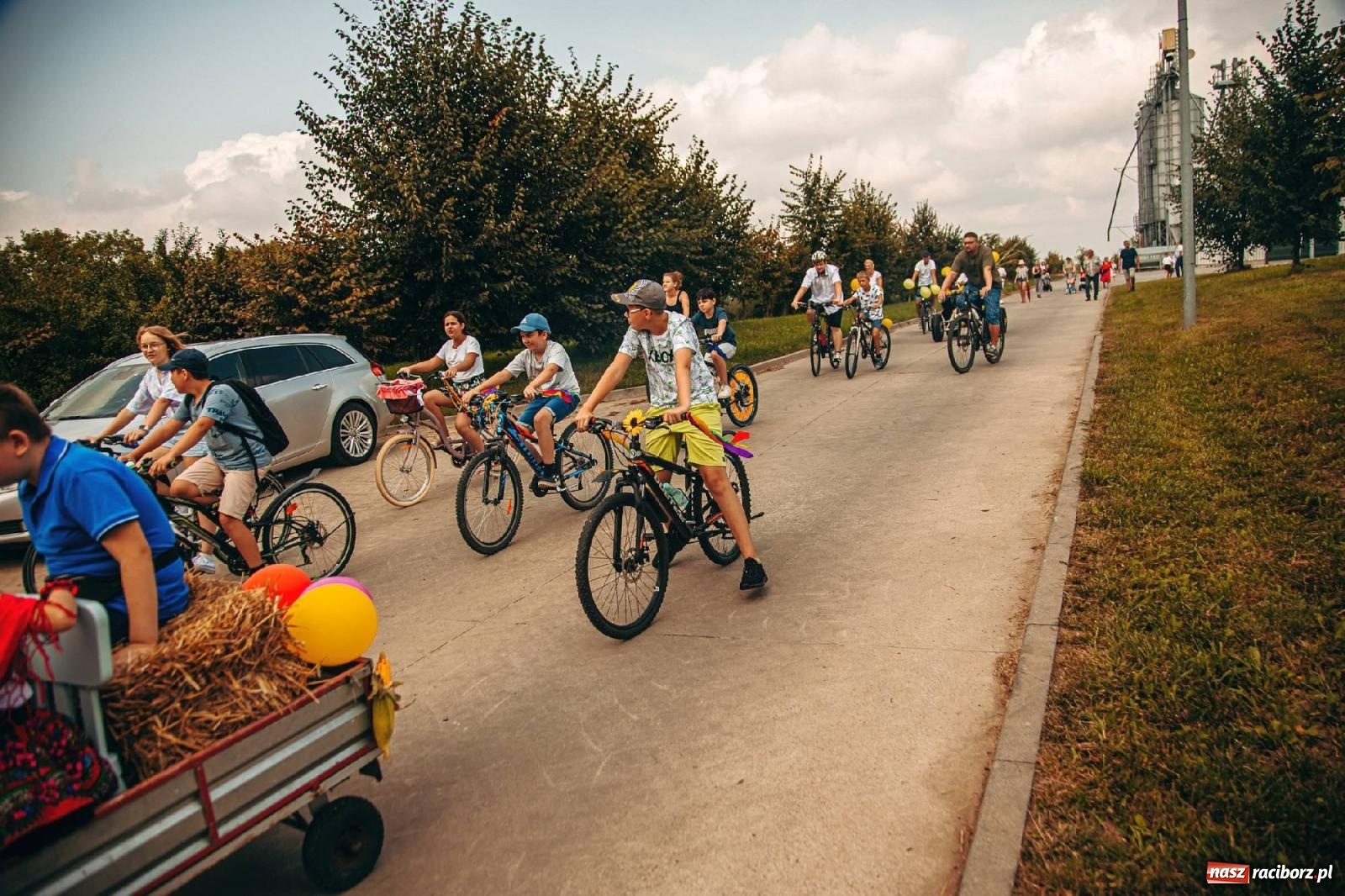 Zdjęcie w galerii na portalu naszraciborz.pl: Święto plonów w parafii Modzurów [FOTO i WIDEO] wiadomości z regionu