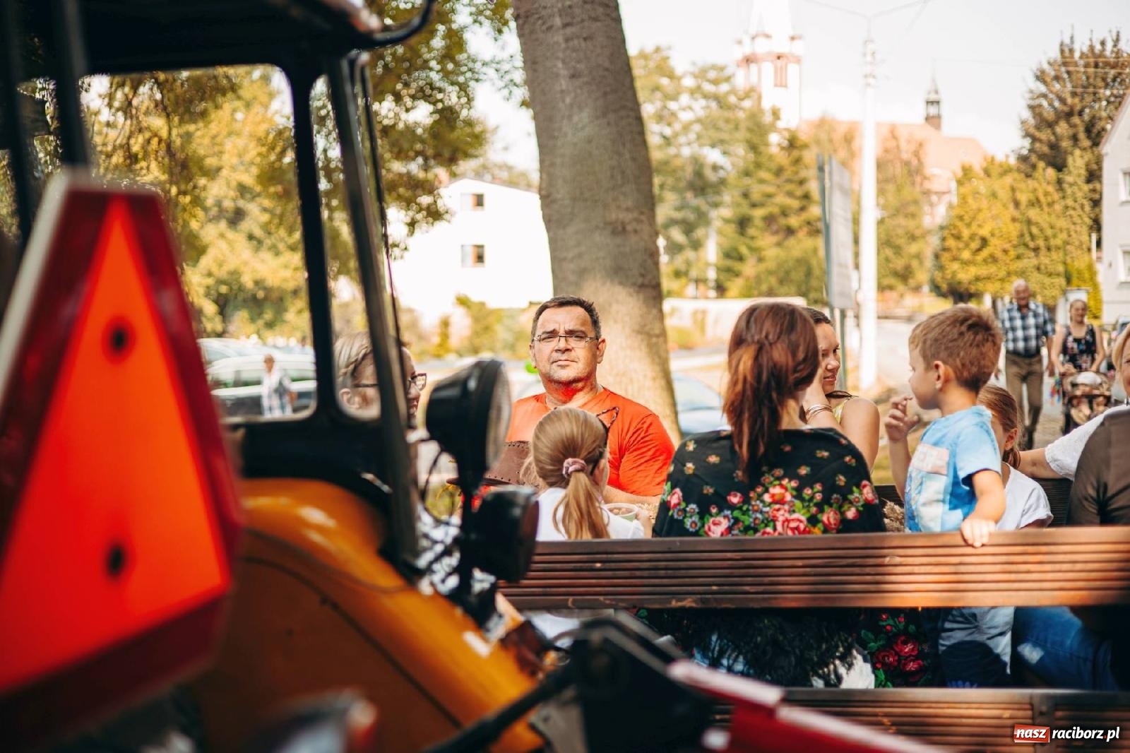 Zdjęcie w galerii na portalu naszraciborz.pl: Z Krowiarek do Amandowa. Dożynki 2023 [FOTO i WIDEO] wiadomości z regionu