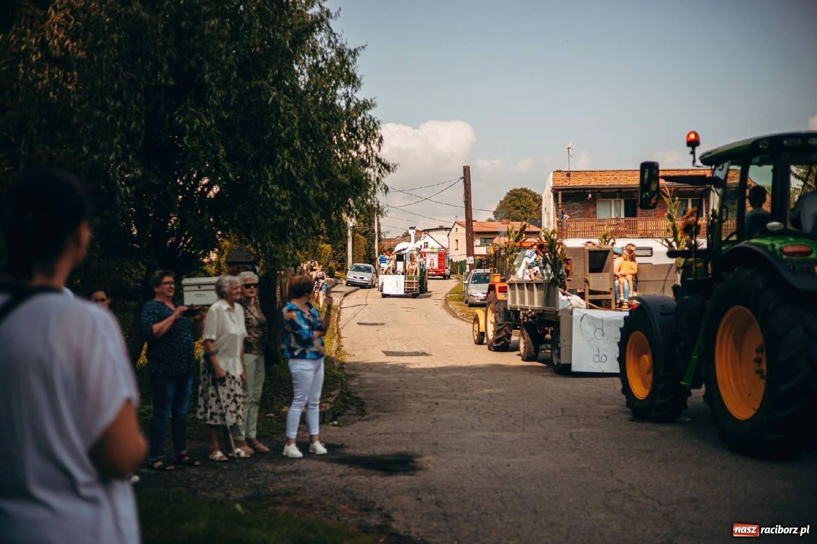 Zdjęcie w galerii na portalu naszraciborz.pl: Z Krowiarek do Amandowa. Dożynki 2023 [FOTO i WIDEO] wiadomości z regionu