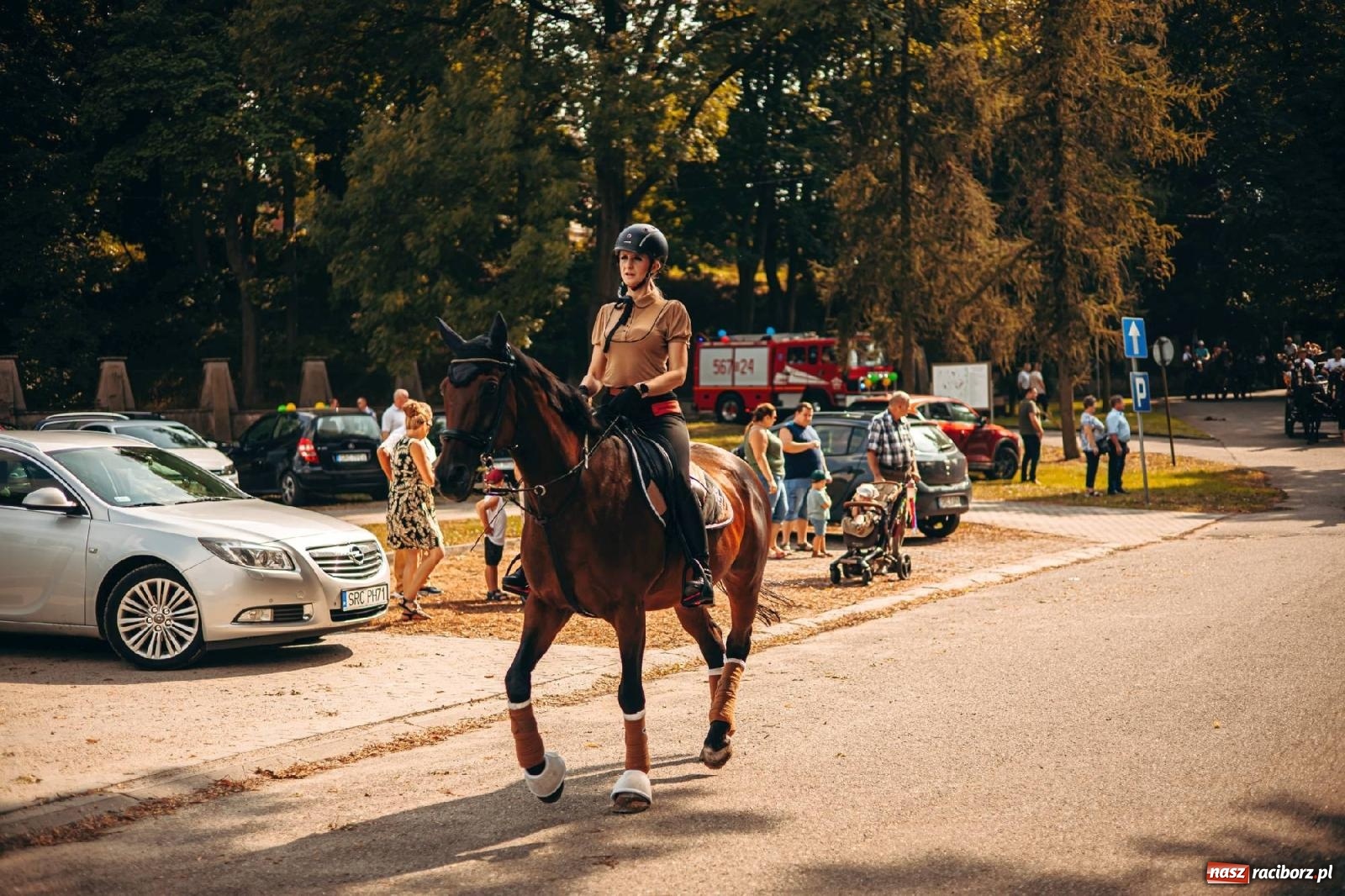 Zdjęcie w galerii na portalu naszraciborz.pl: Z Krowiarek do Amandowa. Dożynki 2023 [FOTO i WIDEO] wiadomości z regionu