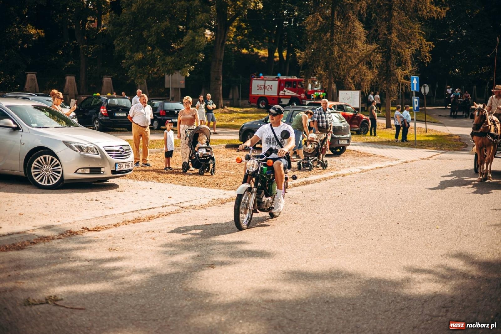 Zdjęcie w galerii na portalu naszraciborz.pl: Z Krowiarek do Amandowa. Dożynki 2023 [FOTO i WIDEO] wiadomości z regionu