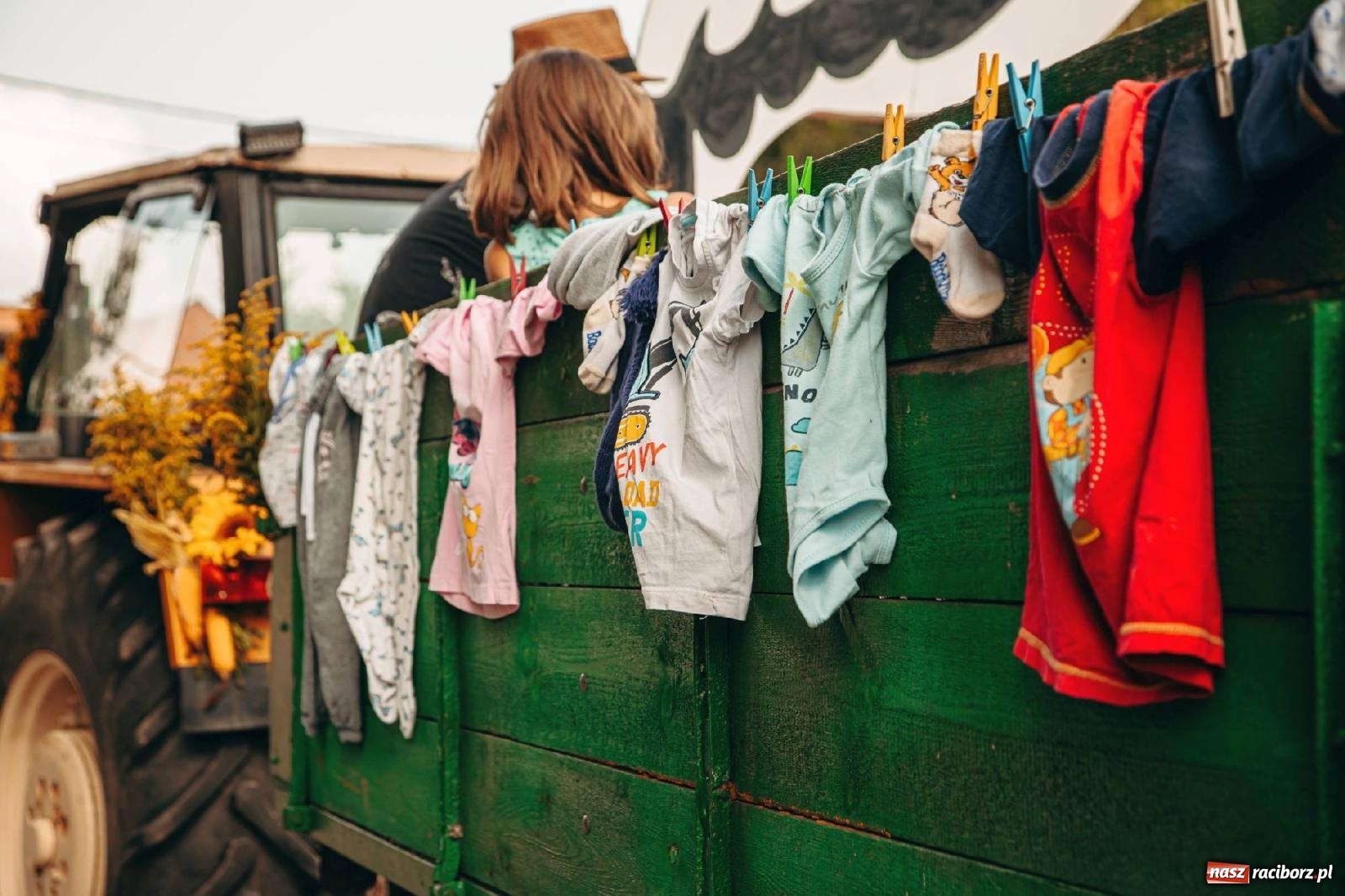 Zdjęcie w galerii na portalu naszraciborz.pl: Z Krowiarek do Amandowa. Dożynki 2023 [FOTO i WIDEO] wiadomości z regionu