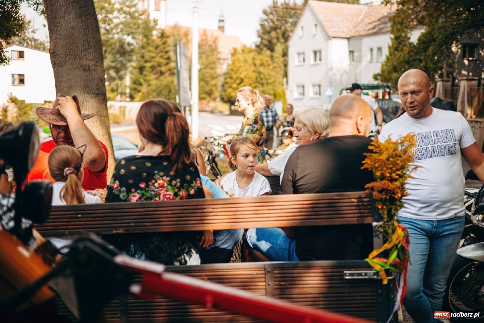 Zdjęcie w galerii na portalu naszraciborz.pl: Z Krowiarek do Amandowa. Dożynki 2023 [FOTO i WIDEO] wiadomości z regionu