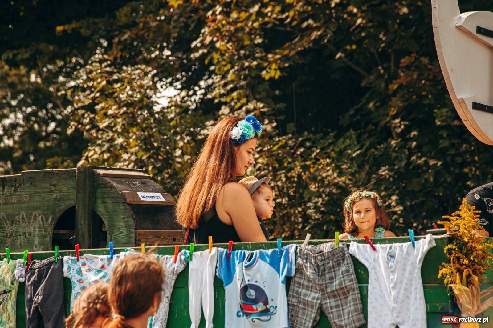 Zdjęcie w galerii na portalu naszraciborz.pl: Z Krowiarek do Amandowa. Dożynki 2023 [FOTO i WIDEO] wiadomości z regionu