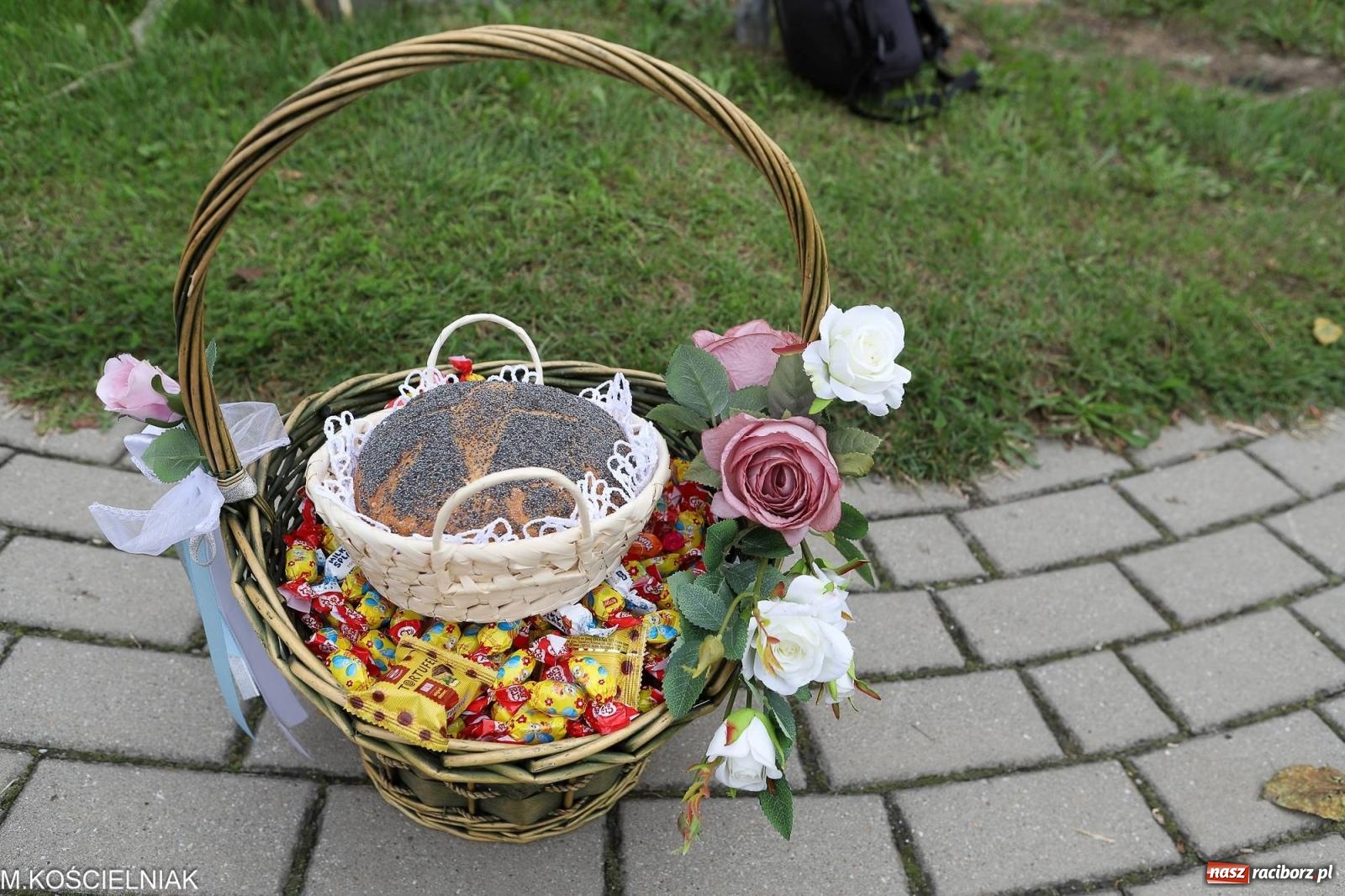 Zdjęcie w galerii na portalu naszraciborz.pl: Dożynki w Krzyżanowicach. Po co nam dalekie kraje jak nasz basen to Hawaje wiadomości z regionu