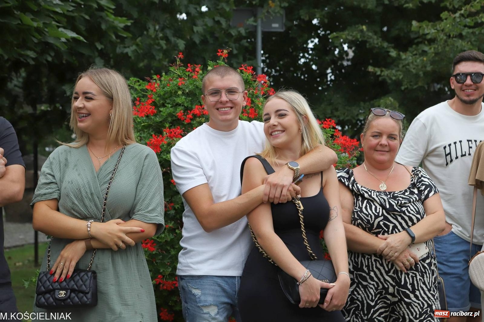 Zdjęcie w galerii na portalu naszraciborz.pl: Dożynki w Krzyżanowicach. Po co nam dalekie kraje jak nasz basen to Hawaje wiadomości z regionu