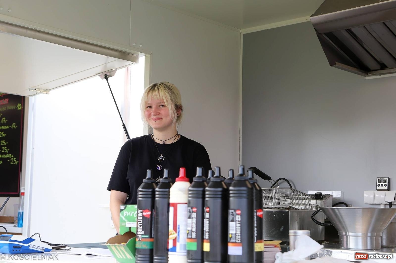 Zdjęcie w galerii na portalu naszraciborz.pl: Dożynki w Krzyżanowicach. Po co nam dalekie kraje jak nasz basen to Hawaje wiadomości z regionu