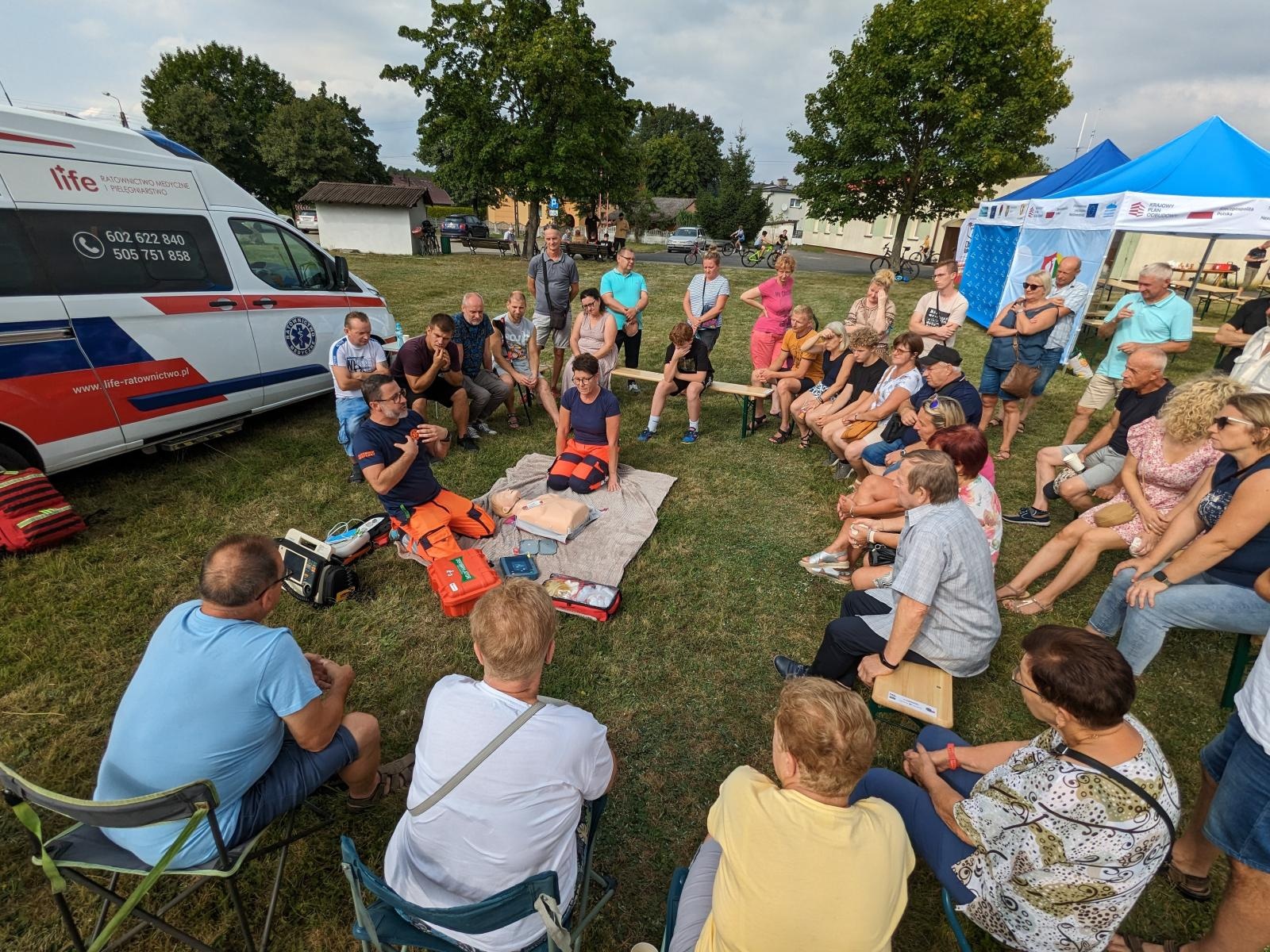 Zdjęcie w galerii na portalu naszraciborz.pl: Działaj lokalnie. W Szymocicach o bezpieczeństwie wiadomości z regionu