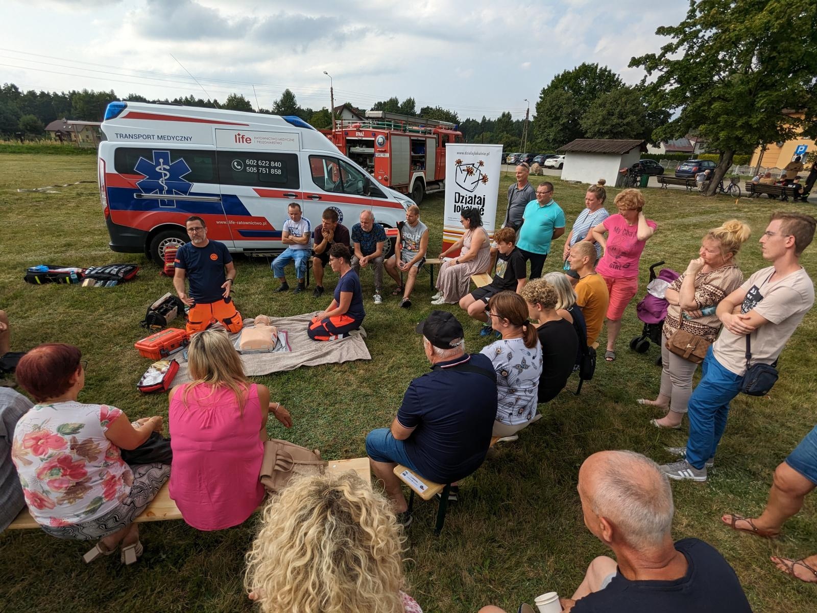 Zdjęcie w galerii na portalu naszraciborz.pl: Działaj lokalnie. W Szymocicach o bezpieczeństwie wiadomości z regionu