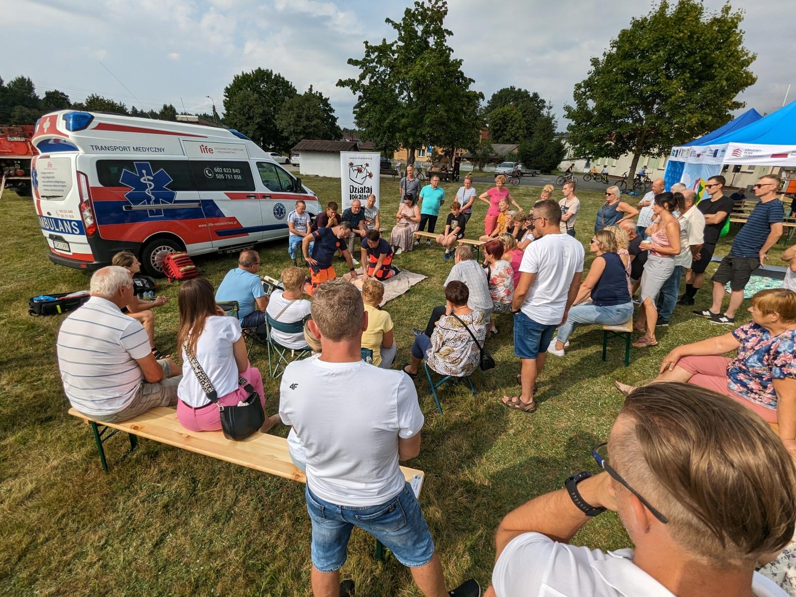 Zdjęcie w galerii na portalu naszraciborz.pl: Działaj lokalnie. W Szymocicach o bezpieczeństwie wiadomości z regionu