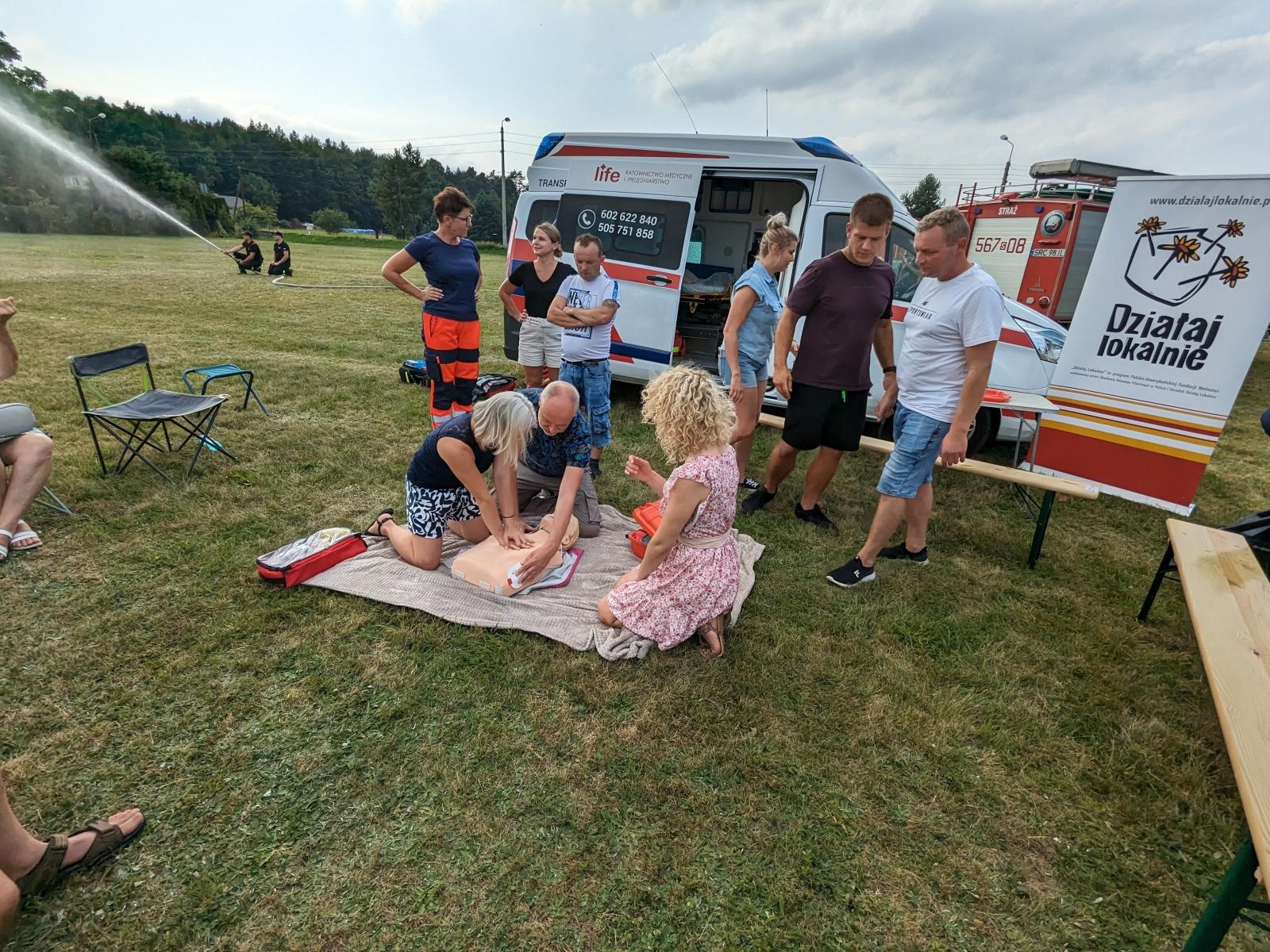 Zdjęcie w galerii na portalu naszraciborz.pl: Działaj lokalnie. W Szymocicach o bezpieczeństwie wiadomości z regionu