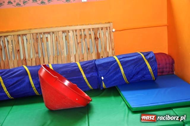 Zdjęcie w galerii na portalu naszraciborz.pl: Miejsce zabaw w nagrodę za pracę wiadomości z regionu