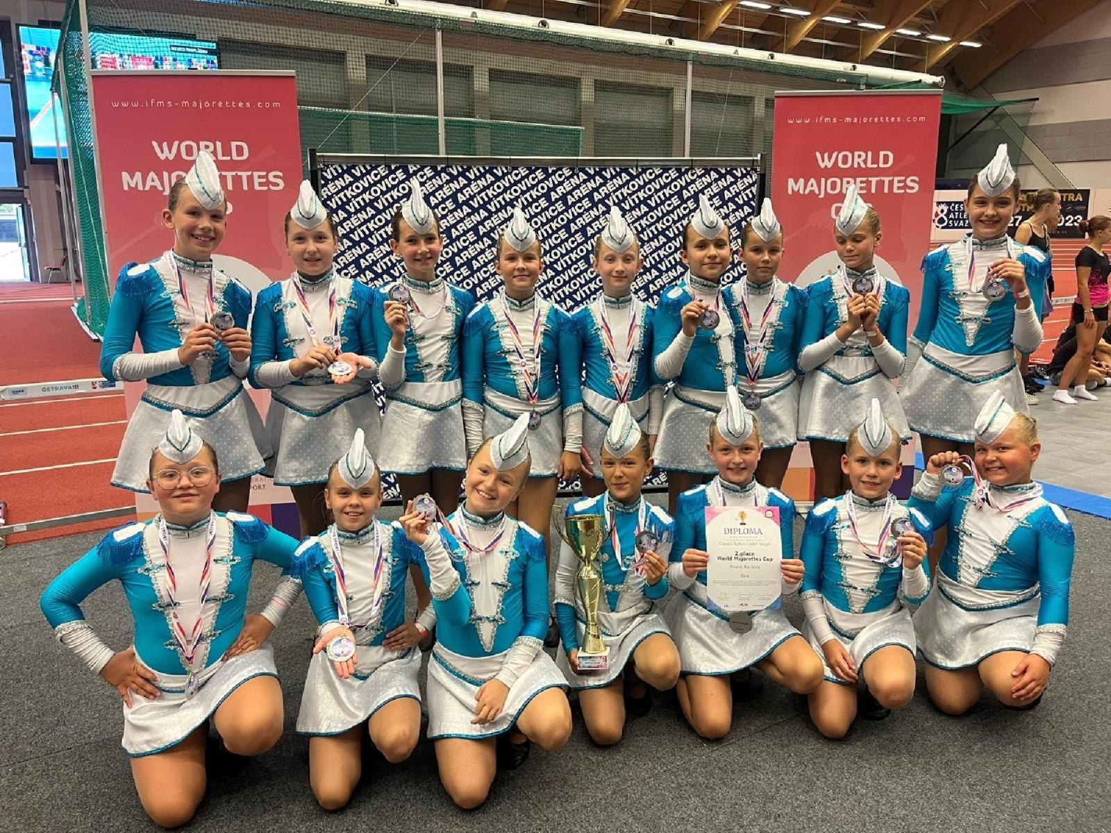 Zdjęcie w galerii na portalu naszraciborz.pl: Pomyślny start naszych mażoretek w Mistrzostwach i Pucharze Świata wiadomości z regionu