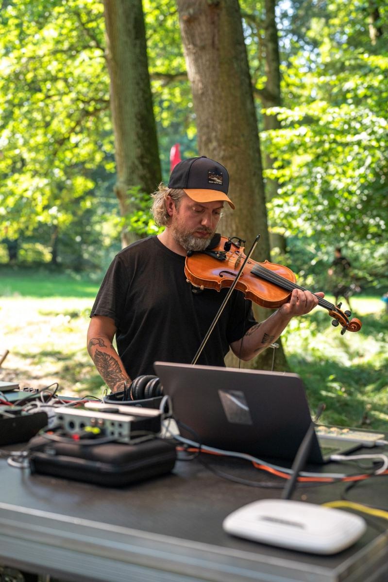 Zdjęcie w galerii na portalu naszraciborz.pl: Natura online/offline. Niecodzienne wydarzenie w Rudach wiadomości z regionu