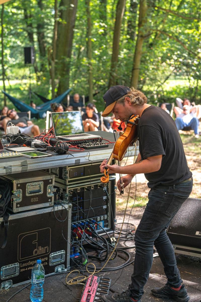 Zdjęcie w galerii na portalu naszraciborz.pl: Natura online/offline. Niecodzienne wydarzenie w Rudach wiadomości z regionu