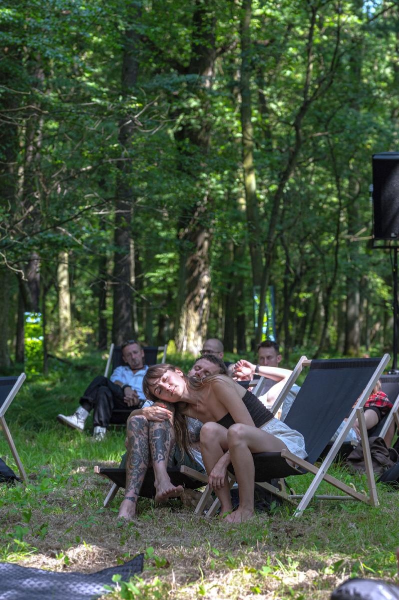 Zdjęcie w galerii na portalu naszraciborz.pl: Natura online/offline. Niecodzienne wydarzenie w Rudach wiadomości z regionu