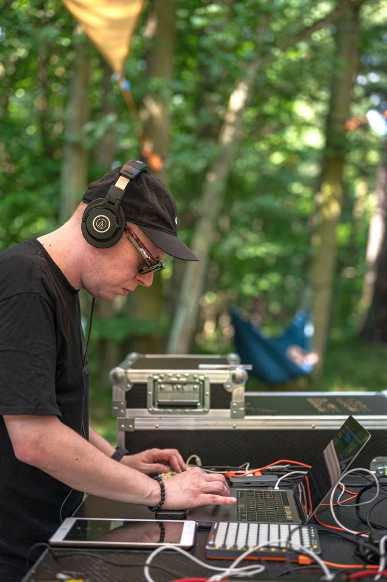 Zdjęcie w galerii na portalu naszraciborz.pl: Natura online/offline. Niecodzienne wydarzenie w Rudach wiadomości z regionu