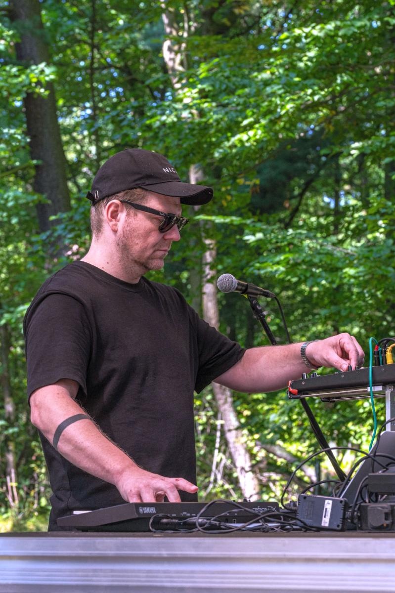 Zdjęcie w galerii na portalu naszraciborz.pl: Natura online/offline. Niecodzienne wydarzenie w Rudach wiadomości z regionu