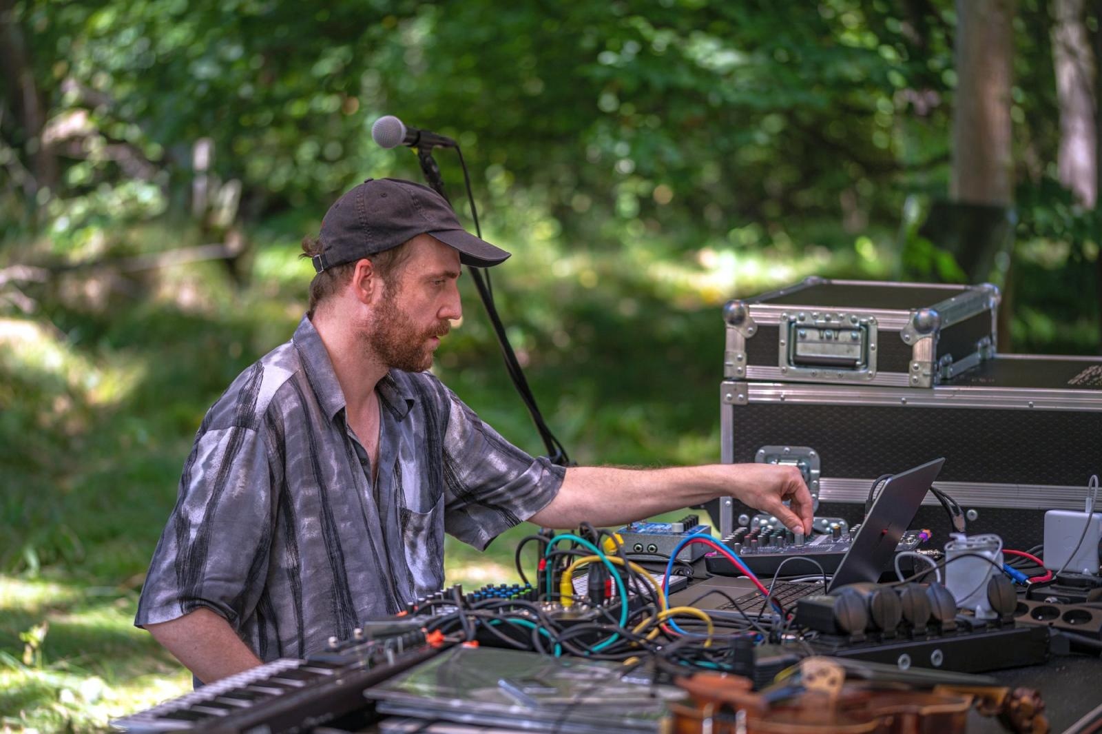 Zdjęcie w galerii na portalu naszraciborz.pl: Natura online/offline. Niecodzienne wydarzenie w Rudach wiadomości z regionu