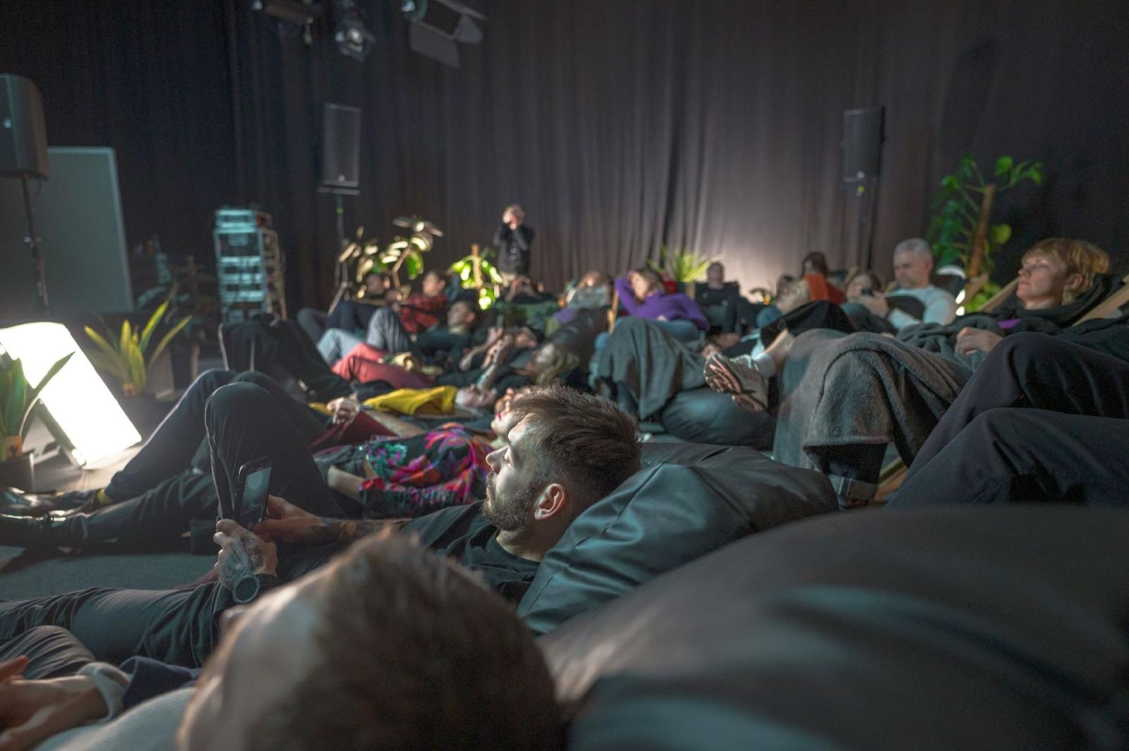 Zdjęcie w galerii na portalu naszraciborz.pl: Natura online/offline. Niecodzienne wydarzenie w Rudach wiadomości z regionu