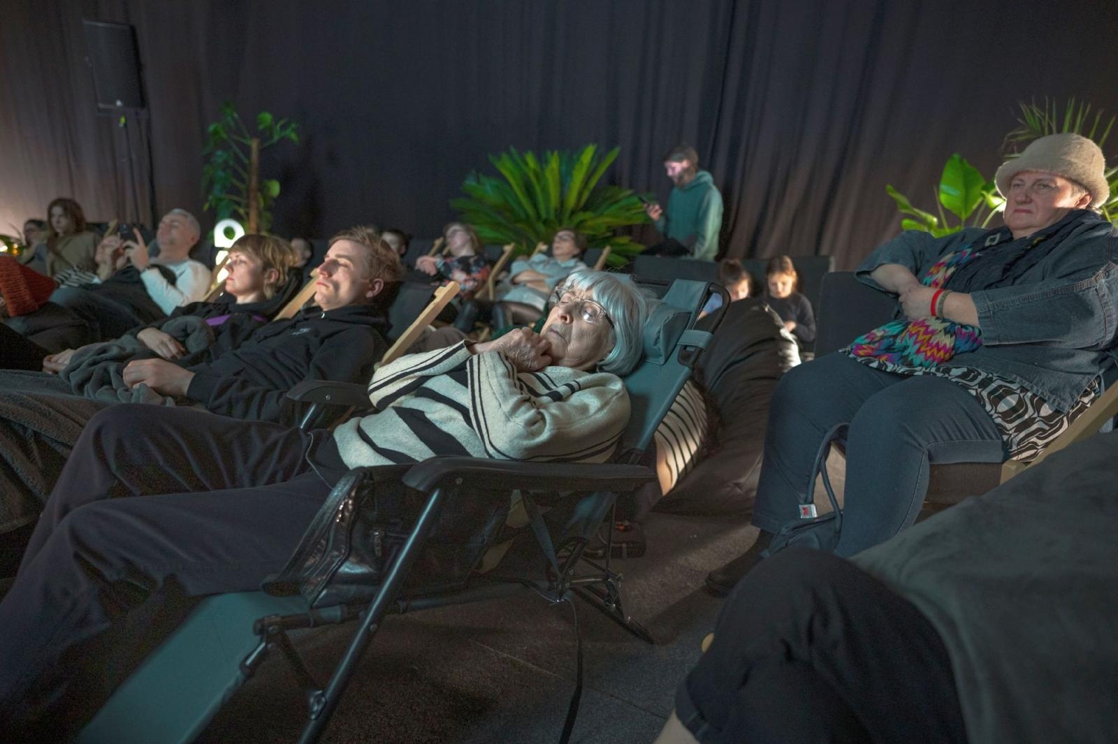 Zdjęcie w galerii na portalu naszraciborz.pl: Natura online/offline. Niecodzienne wydarzenie w Rudach wiadomości z regionu