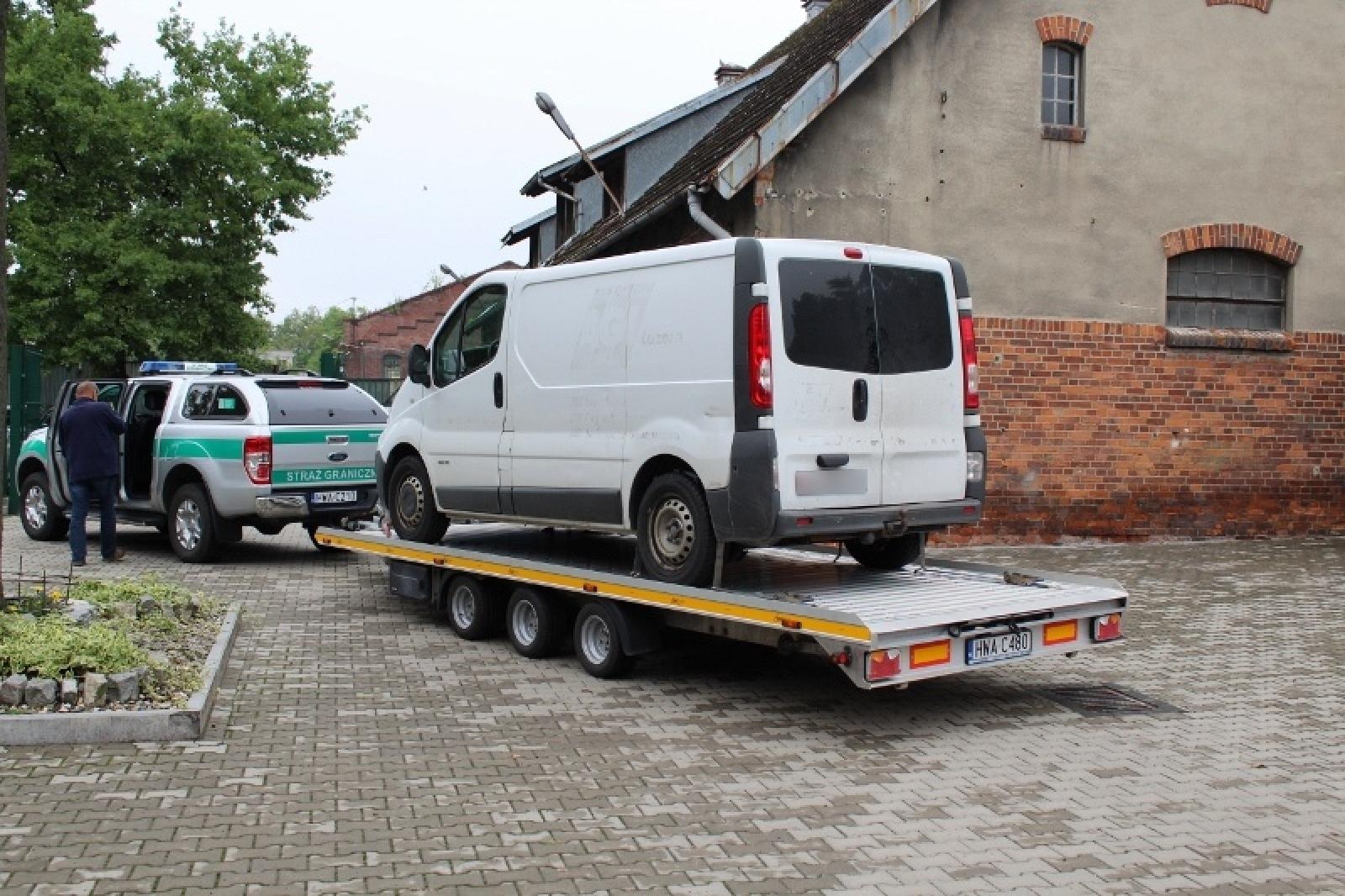 Zdjęcie w galerii na portalu naszraciborz.pl: Presja migracyjna na szlaku bałkańskim rośnie wiadomości z regionu