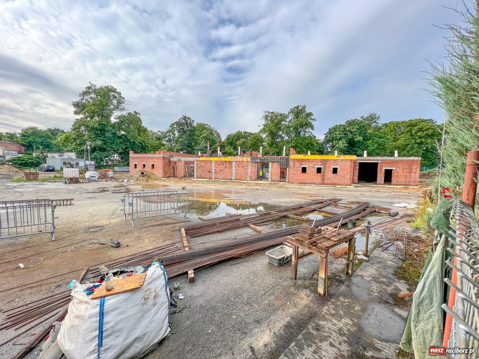 Zdjęcie w galerii na portalu naszraciborz.pl: Miała być ślizgawka, jest sądowy nakaz i kłótnie w urzędzie wiadomości z regionu