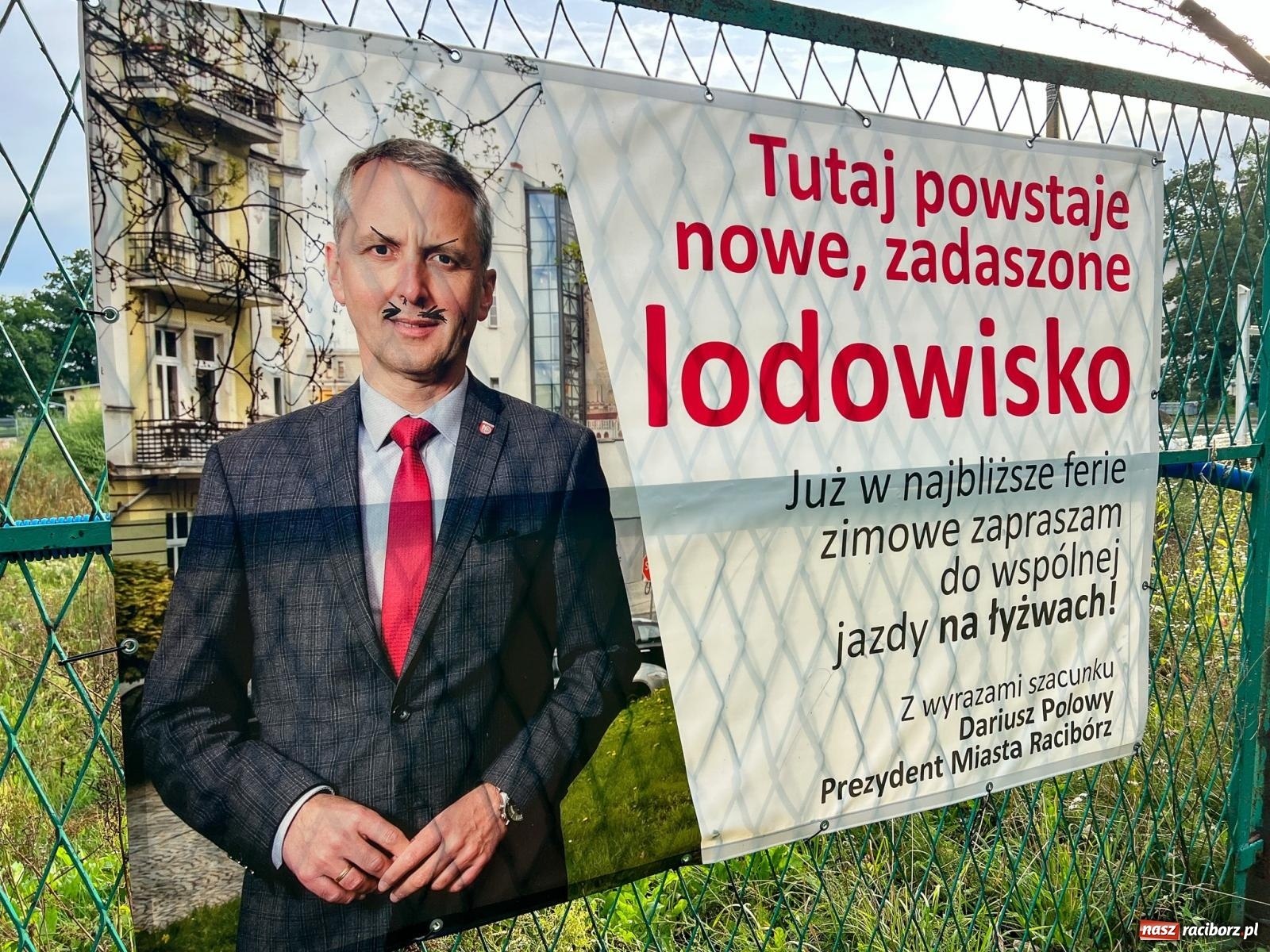 Zdjęcie w galerii na portalu naszraciborz.pl: Miała być ślizgawka, jest sądowy nakaz i kłótnie w urzędzie wiadomości z regionu