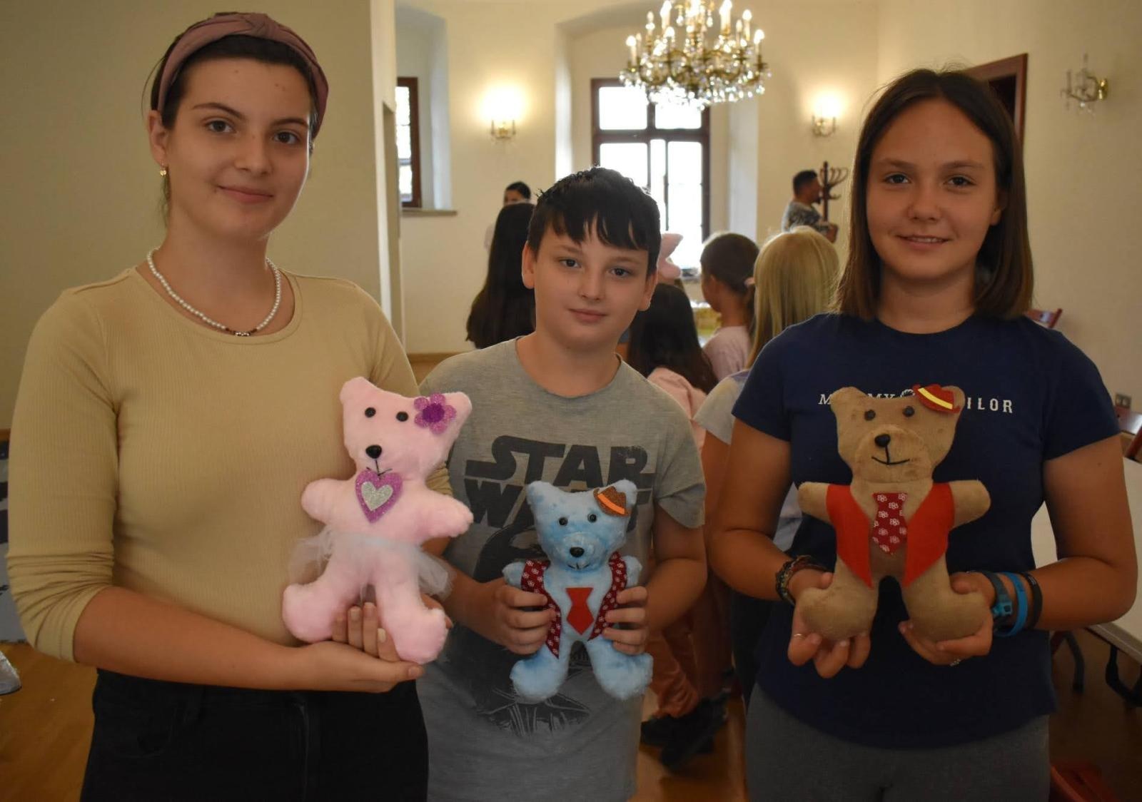 Zdjęcie w galerii na portalu naszraciborz.pl: WAKACJE w POWIECIE 2023. Dodatkowe zajęcia na Zamku Piastowskim za nami wiadomości z regionu