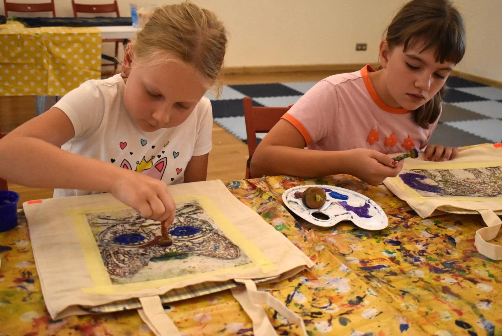 Zdjęcie w galerii na portalu naszraciborz.pl: WAKACJE w POWIECIE 2023. Dodatkowe zajęcia na Zamku Piastowskim za nami wiadomości z regionu