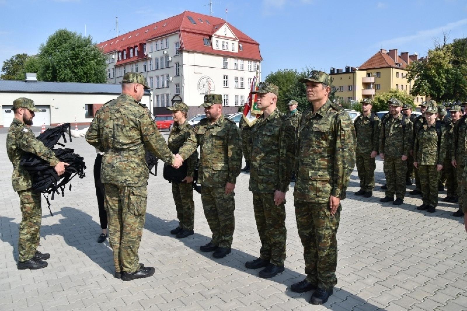 Zdjęcie w galerii na portalu naszraciborz.pl: Śląski Oddział Straży Granicznej w Raciborzu świętuje rocznicę powstania wiadomości z regionu