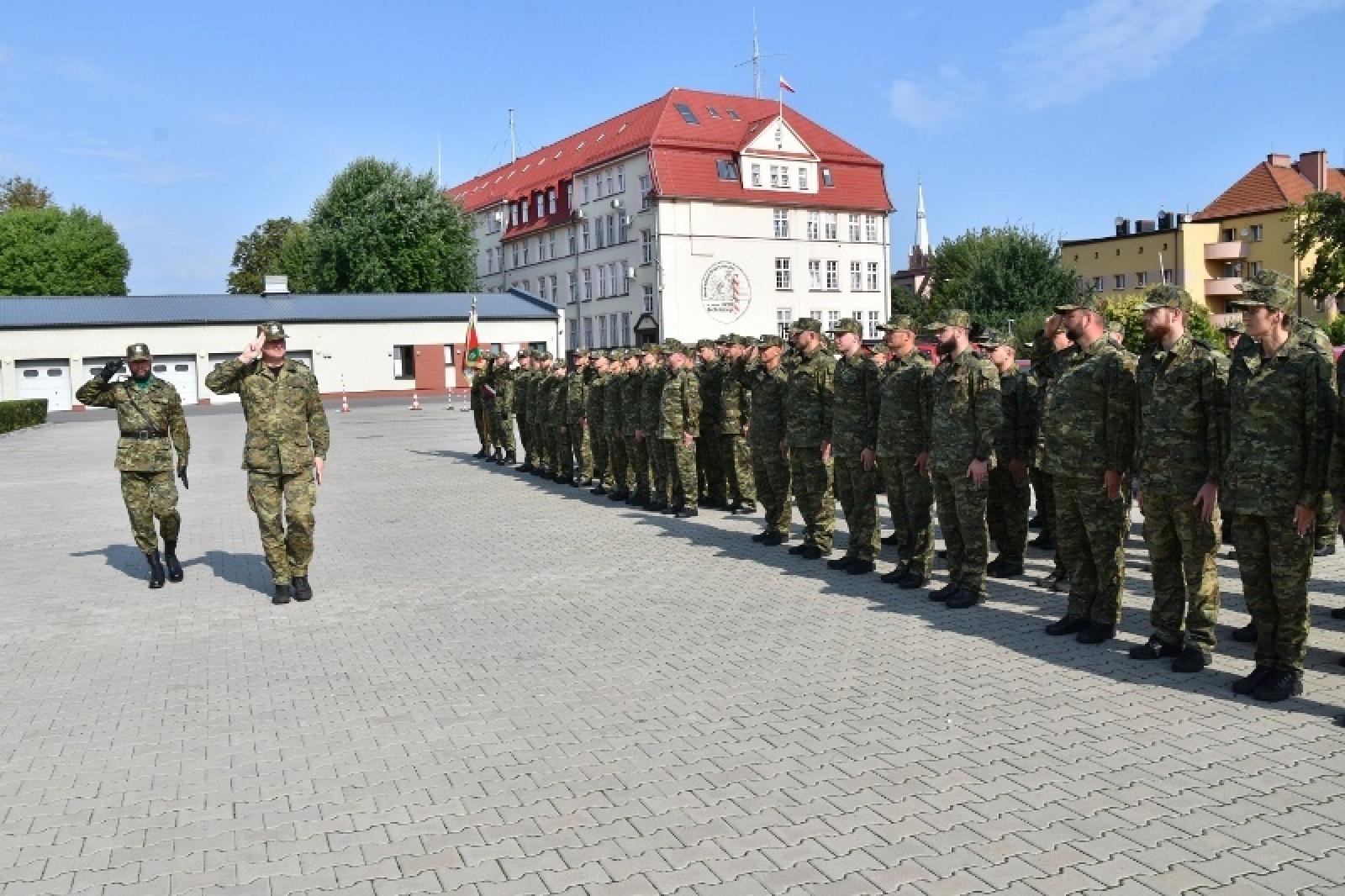 Zdjęcie w galerii na portalu naszraciborz.pl: Śląski Oddział Straży Granicznej w Raciborzu świętuje rocznicę powstania wiadomości z regionu