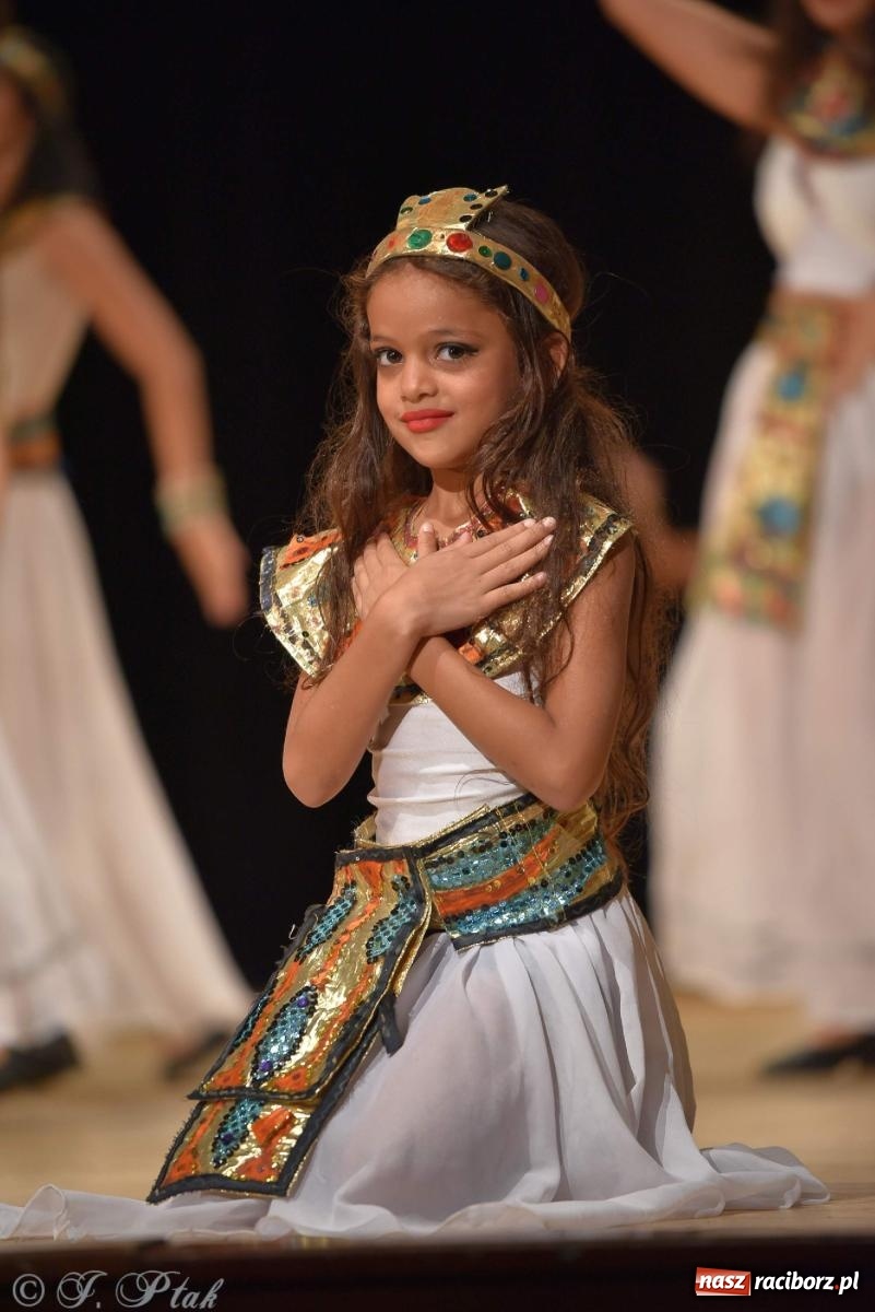 Zdjęcie w galerii na portalu naszraciborz.pl: Śląskie bez granic. Folklor z całego świata zagościł w Raciborzu [FOTO i WIDEO] wiadomości z regionu