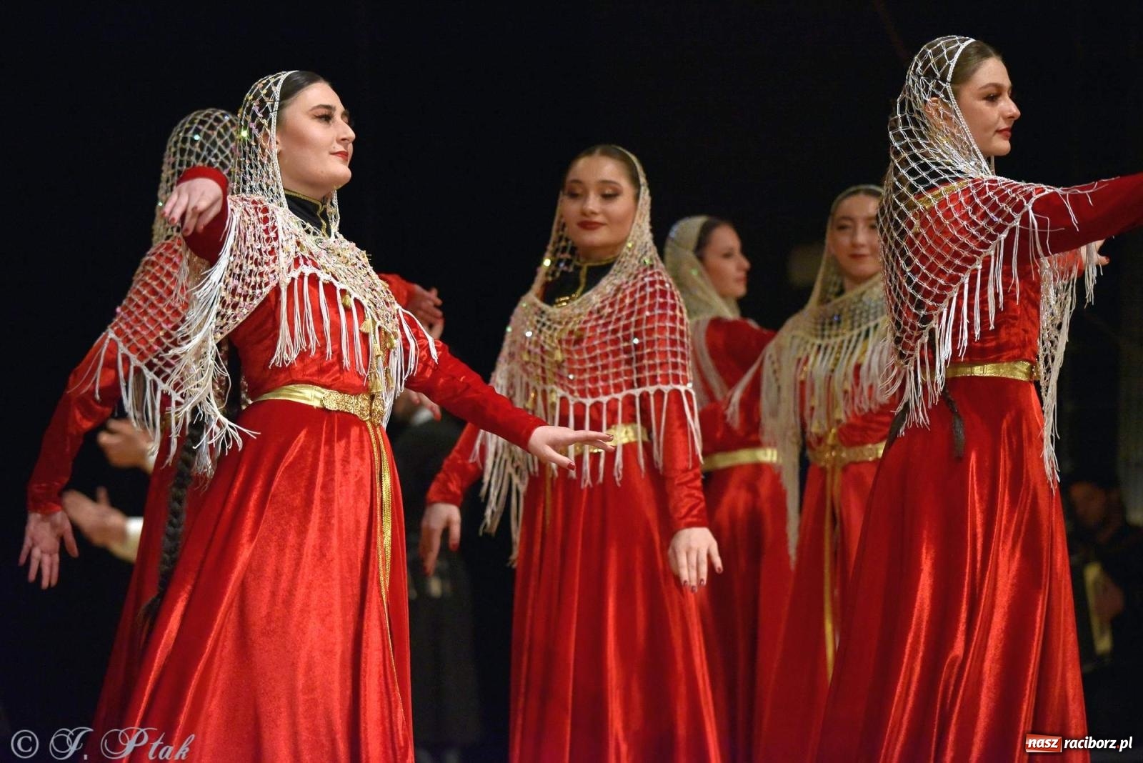 Zdjęcie w galerii na portalu naszraciborz.pl: Śląskie bez granic. Folklor z całego świata zagościł w Raciborzu [FOTO i WIDEO] wiadomości z regionu