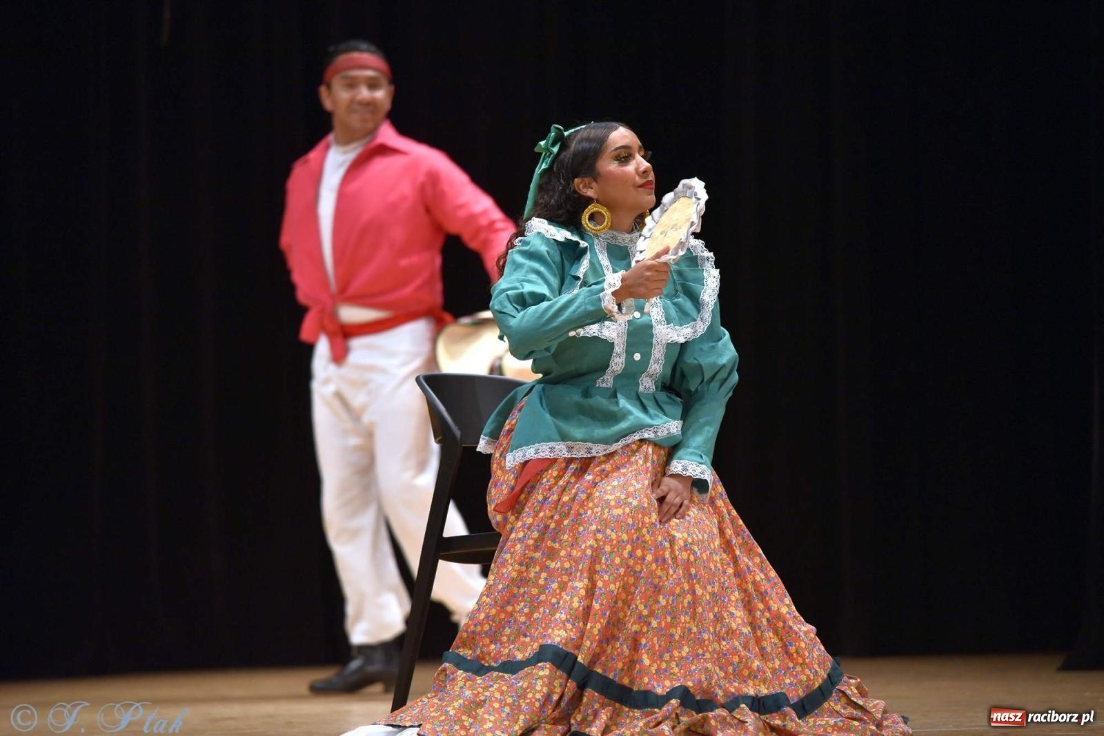Zdjęcie w galerii na portalu naszraciborz.pl: Śląskie bez granic. Folklor z całego świata zagościł w Raciborzu [FOTO i WIDEO] wiadomości z regionu