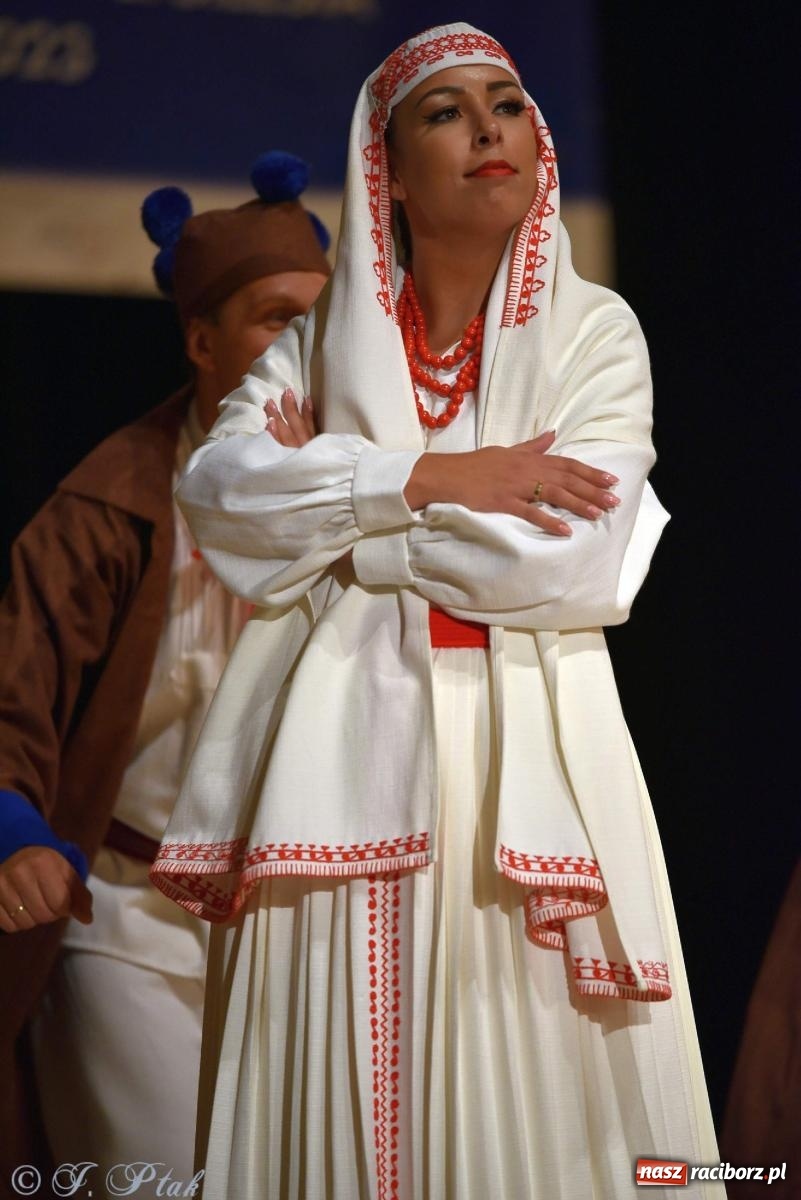 Zdjęcie w galerii na portalu naszraciborz.pl: Śląskie bez granic. Folklor z całego świata zagościł w Raciborzu [FOTO i WIDEO] wiadomości z regionu