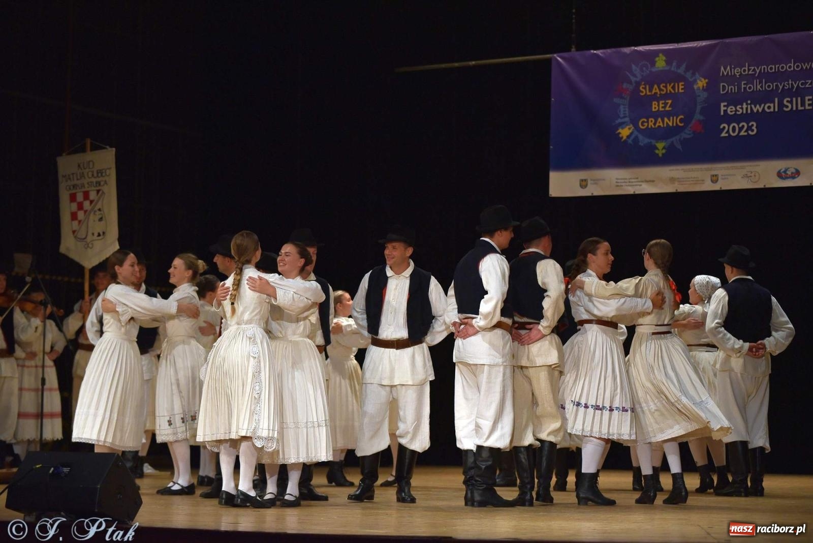 Zdjęcie w galerii na portalu naszraciborz.pl: Śląskie bez granic. Folklor z całego świata zagościł w Raciborzu [FOTO i WIDEO] wiadomości z regionu