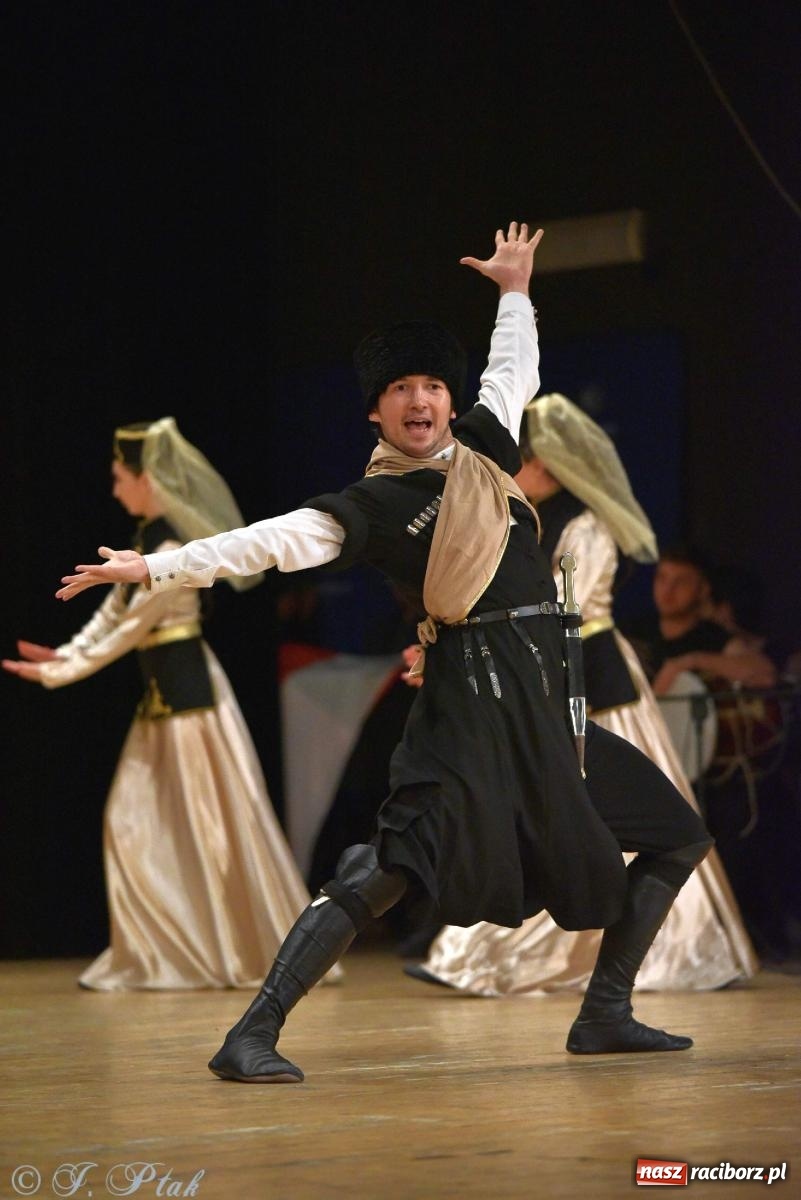 Zdjęcie w galerii na portalu naszraciborz.pl: Śląskie bez granic. Folklor z całego świata zagościł w Raciborzu [FOTO i WIDEO] wiadomości z regionu