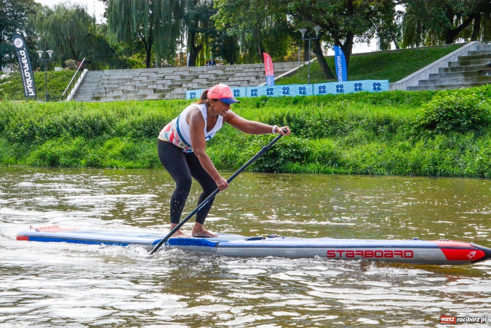 Zdjęcie w galerii na portalu naszraciborz.pl: Odra SUP CUP 2023. Wodniacka rywalizacja w Raciborzu wiadomości z regionu